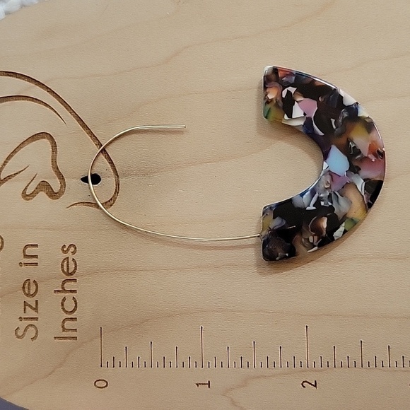 MOSAIC DEZI LUCITE DROP EARRINGS - Picture 5 of 7